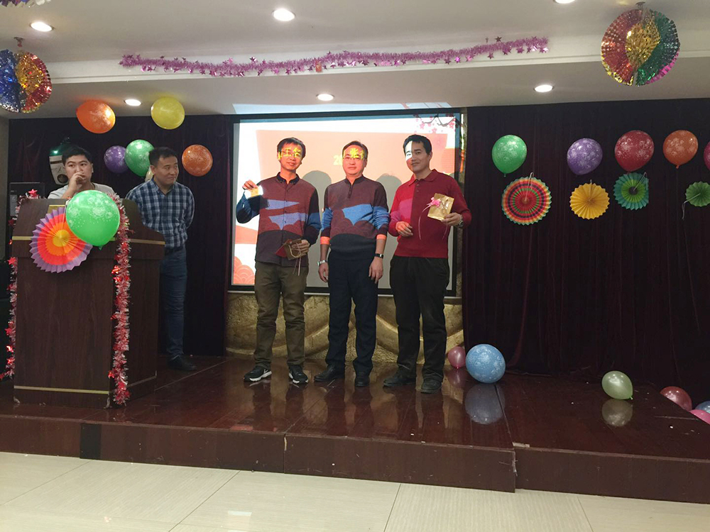 贏戰（zhàn）2018—星空无限传媒官网公司2017年度（dù）總結大會