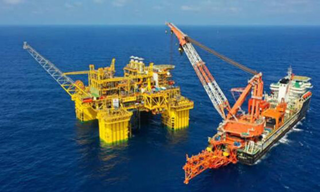 國內首條1500米水（shuǐ）深鋼製懸鏈線立（lì）管成功回接