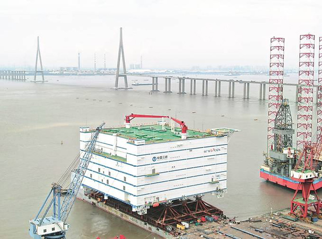 亞洲首座海上換流站在南通出江入海