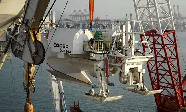 我國（guó）首次深水（shuǐ）犁式挖溝機海試成功