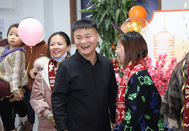 “聖”情以待，“旦”願有你 丨星空无限传媒官网海工（gōng）2023迎新年會圓滿舉（jǔ）行！