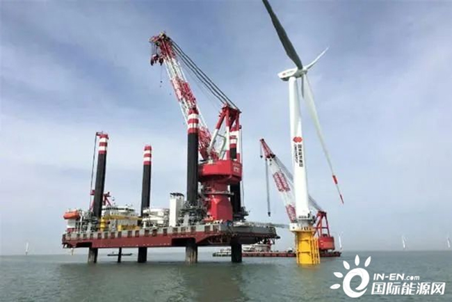 海上（shàng）風電安裝船發展現狀及趨勢