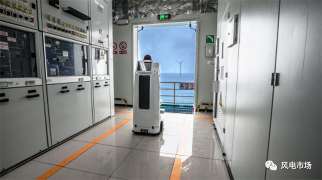 國內首個！海上風電升壓站迎（yíng）來巡檢機（jī）器人