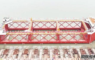 國內首個吸力錨樁（zhuāng）單點定（dìng）位係泊養殖平台“台（tái）山1號”交付