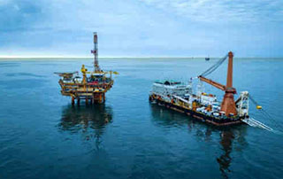 廣州打撈局（jú）“華潤（rùn）龍”圓滿完成首次海管鋪設項目