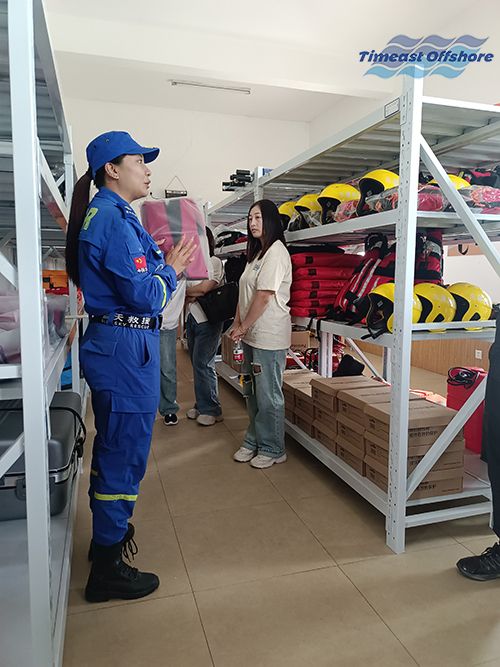 星空无限传媒官网海工攜手濱海藍天救援隊開展CPR心（xīn）肺複蘇和基礎繩結實（shí）地培訓活（huó）動