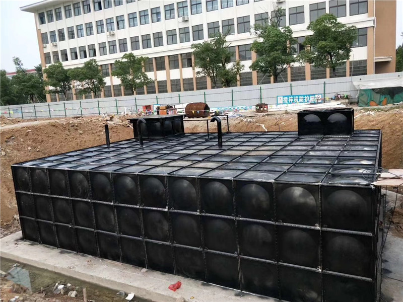 抗腐式地埋（mái）水箱