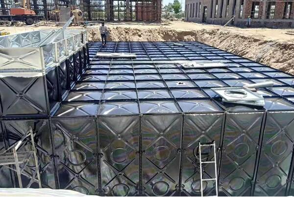 BDF裝配式（shì）不鏽鋼水箱所具（jù）有的特點